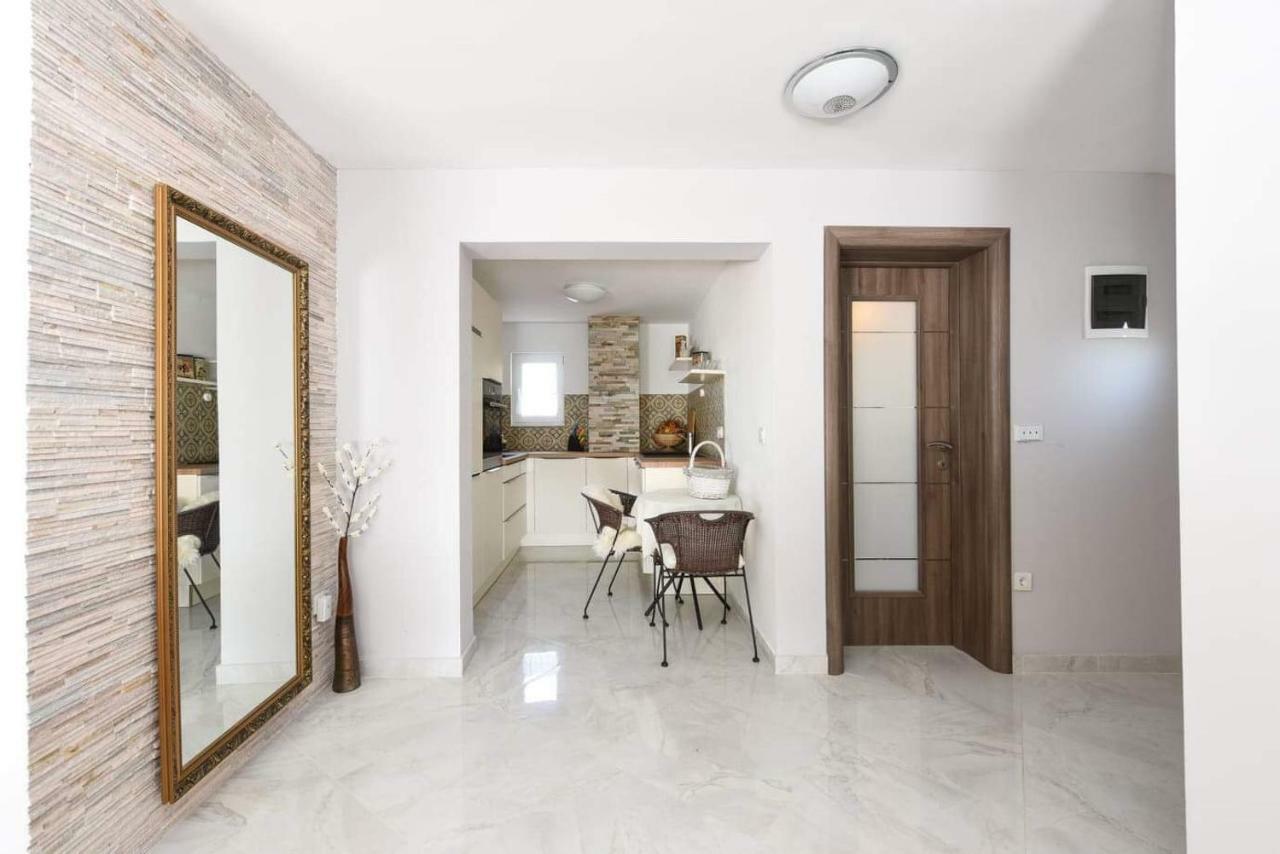DANA Zadar Apartment Bagian luar foto