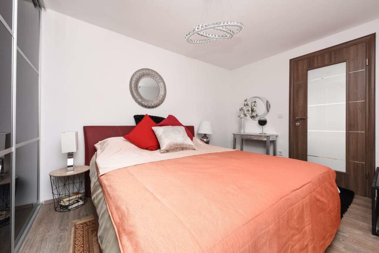 DANA Zadar Apartment Bagian luar foto