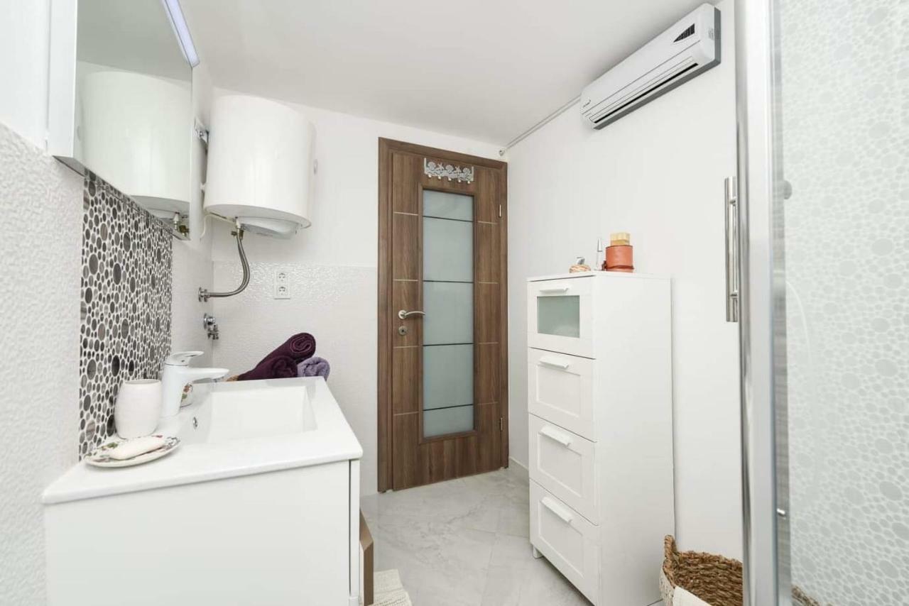 DANA Zadar Apartment Bagian luar foto