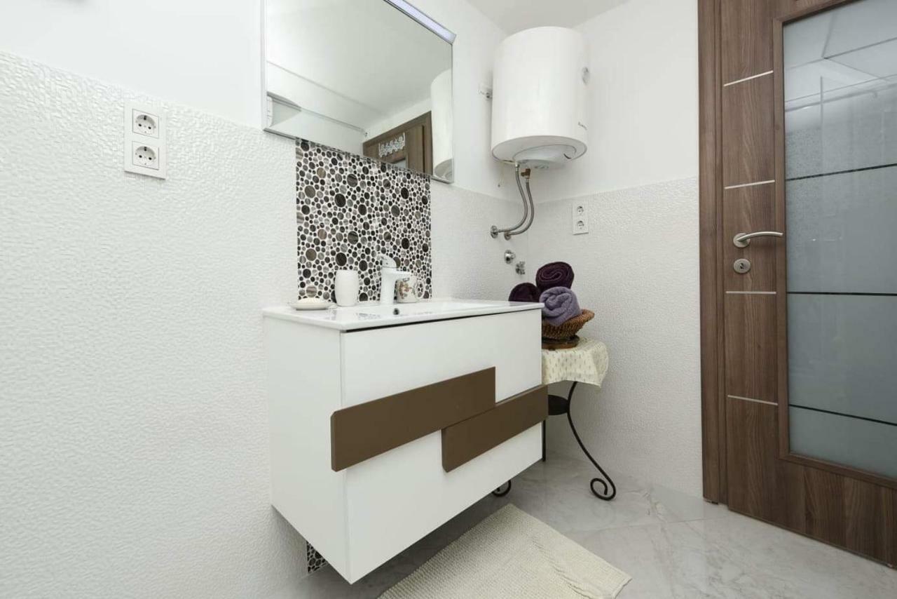 DANA Zadar Apartment Bagian luar foto
